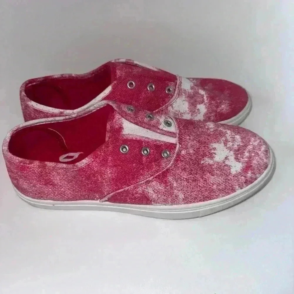 Women's Just Be Pink White Canvas Sneakers Size 7
